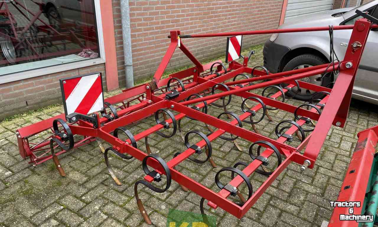 Cultivator  Triltand Cultivator