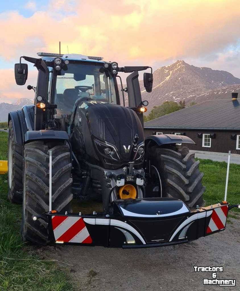 Frontweights Valtra trekkerbumper + frontgewicht  (tractorbumper / Unterfahrschutz)