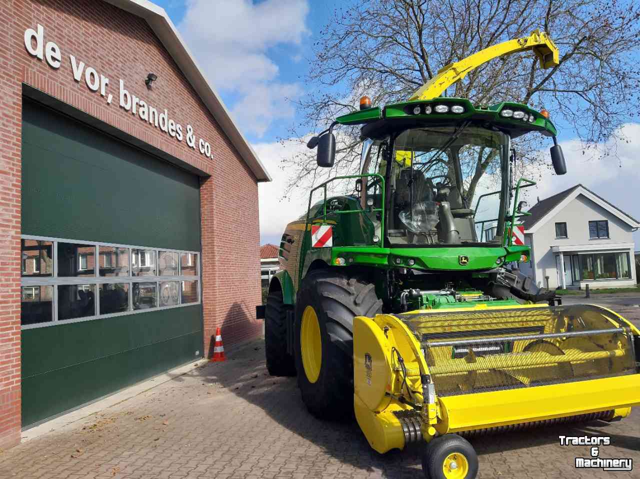 Forage-harvester John Deere 8400i 4wd Veldhakselaar Forage Harvester Feldhacksler