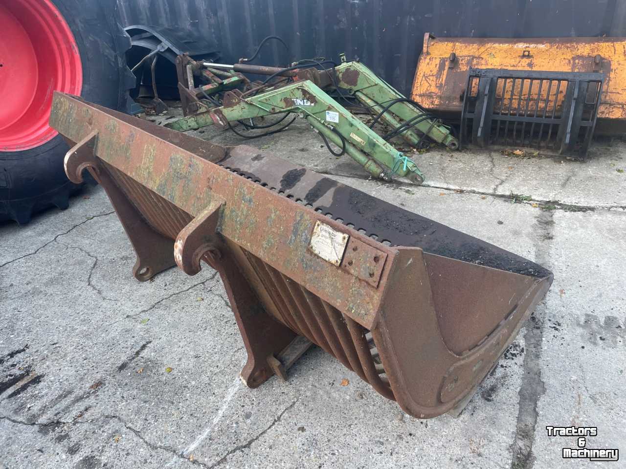 Skeleton buckets  puinbak volvo aansl. 230cm