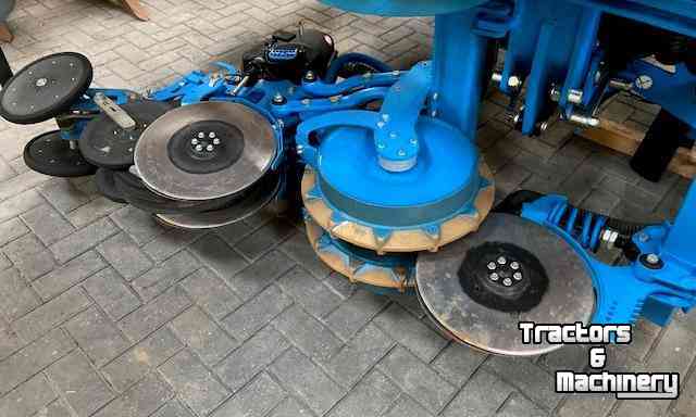 Seed drill Lemken Azurit 10 8K + Solitair 23 Fronttank