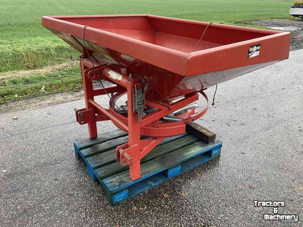 Fertilizer spreader Lely 1500