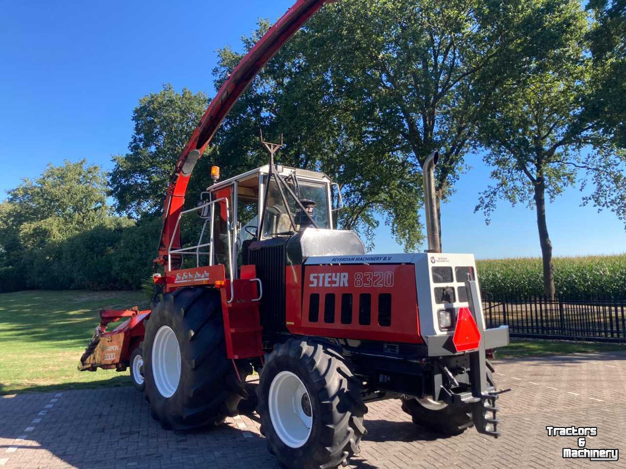 Forage-harvester Steyr 8320 Kemper Champion 3000