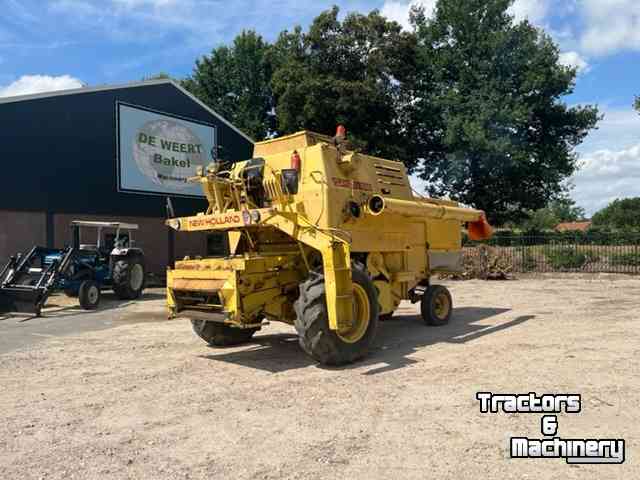 Combine New Holland clayson 1545 , combine clayson 1545