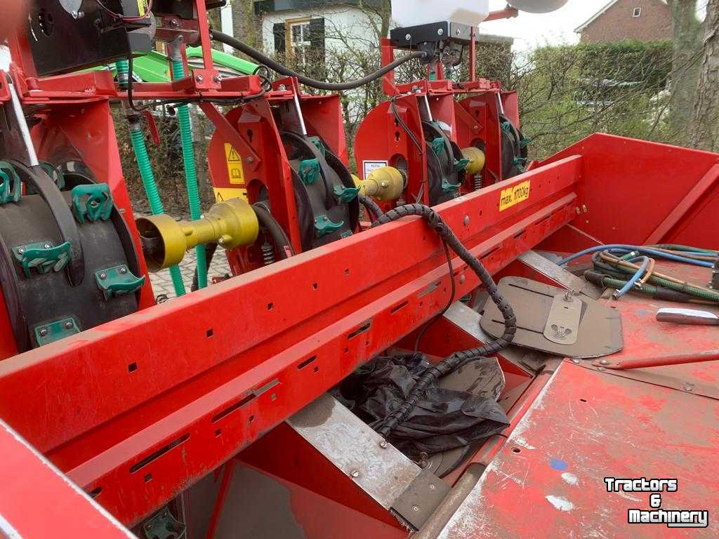 Potato planter Grimme GL34 Pootmachine Potato Planter Kartoffelleger