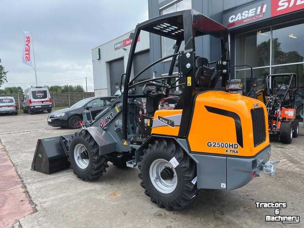 Wheelloader Giant G2500 Xtra HD