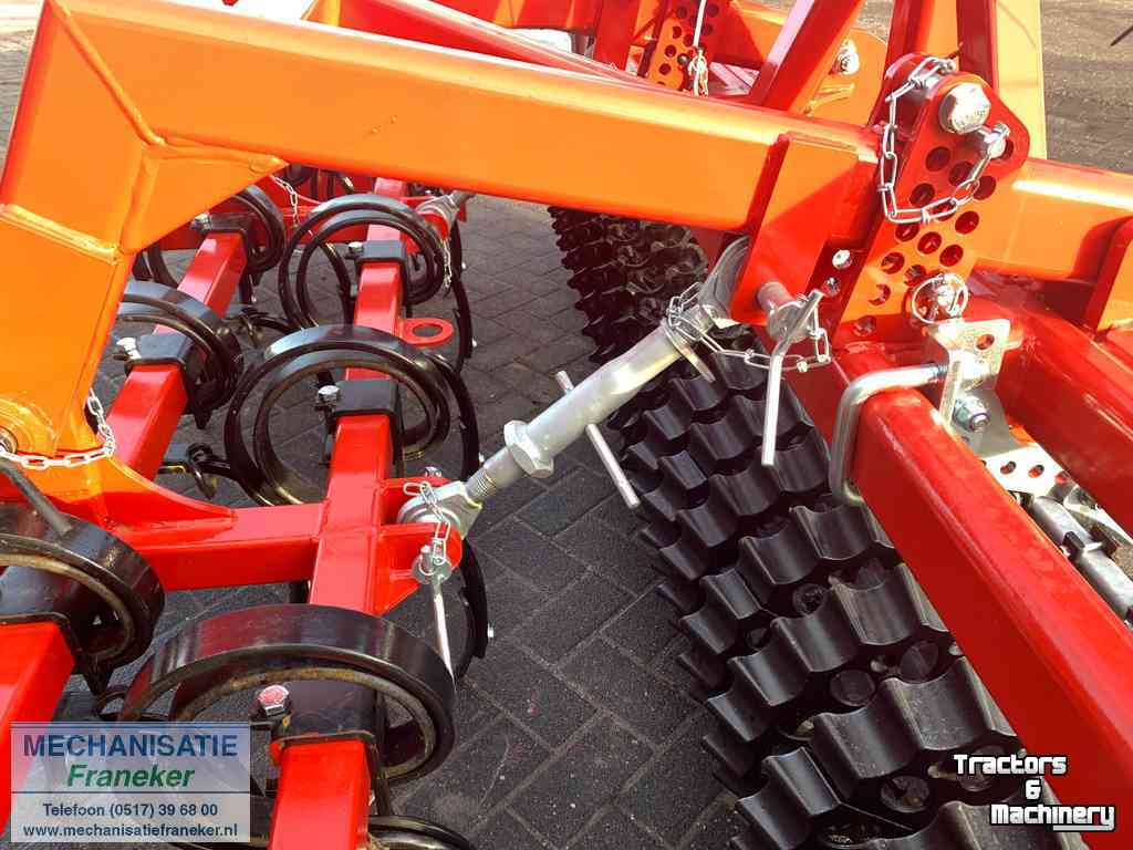 Seedbed combination Evers Evers konik 20-300 zaaibedcombinatie frontuitvoering