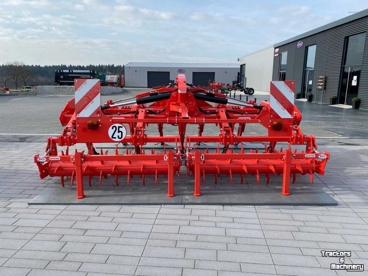 Deep subsoiler Maschio Artiglio 410/9  hydr. klappbar