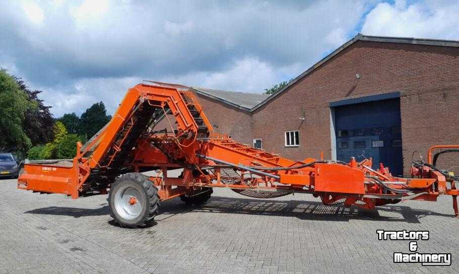 Potato harvester Amac E2 Aardappelrooier