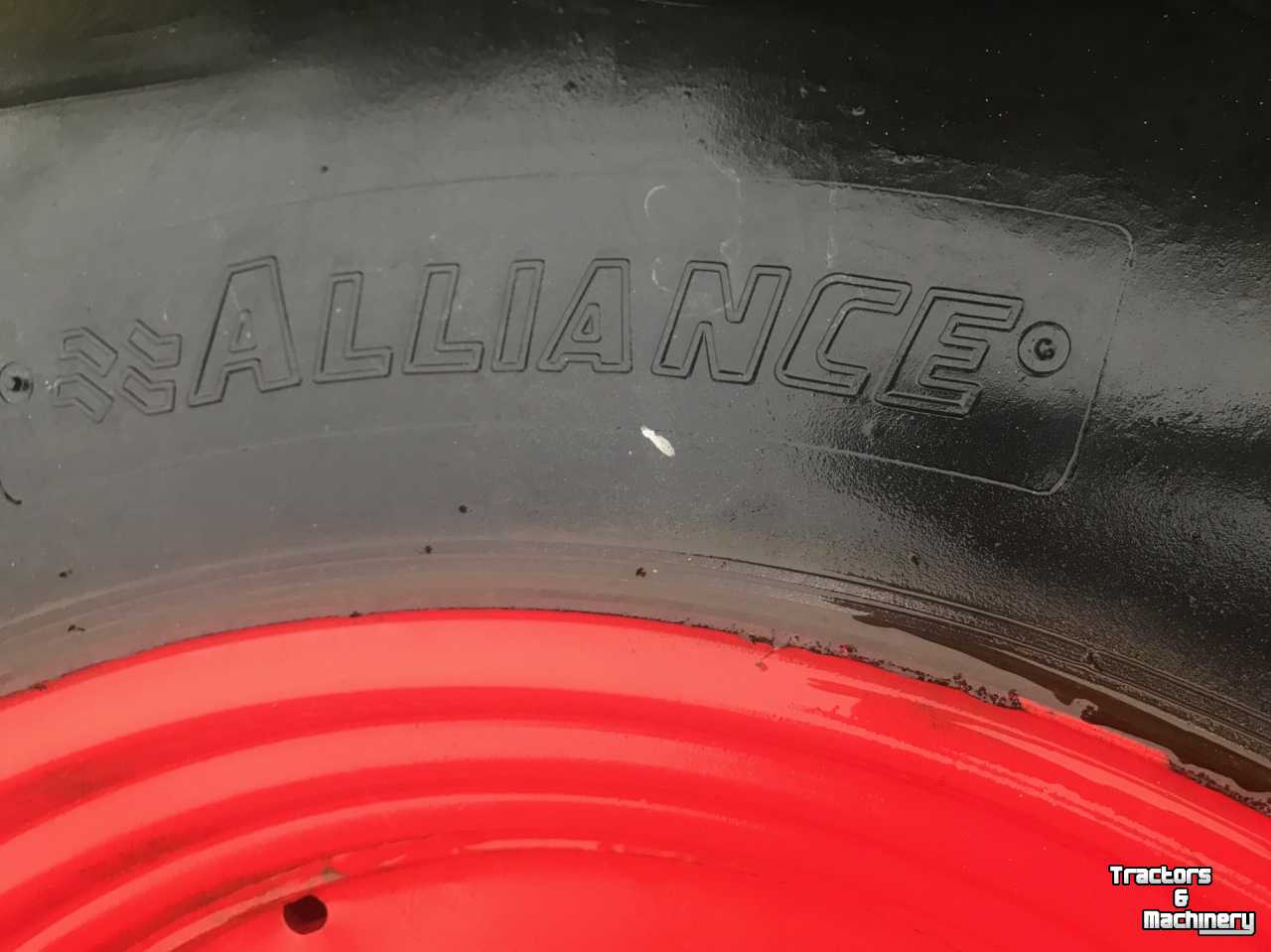 Wheels, Tyres, Rims & Dual spacers Alliance 18.4X34