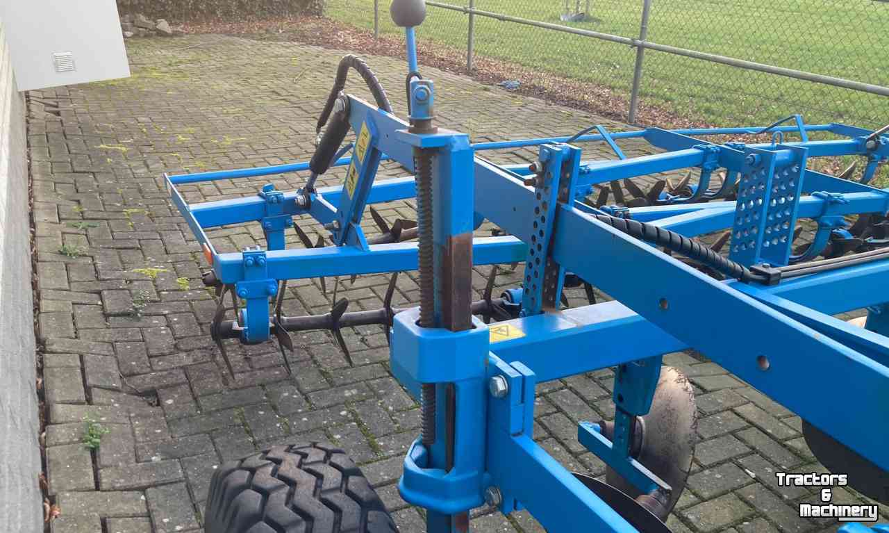 Cultivator Lemken Smaragd 90 - 380 Cultivator