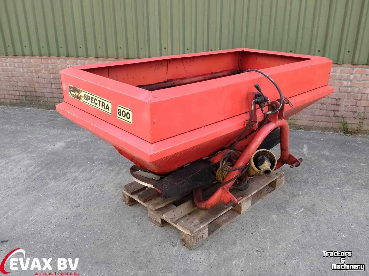 Fertilizer spreader PZ Spectra 800