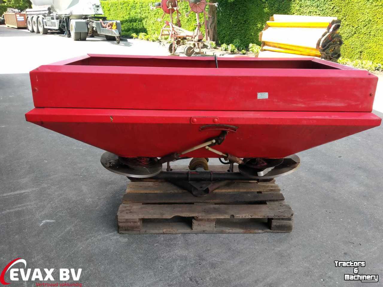 Fertilizer spreader PZ Spectra 800