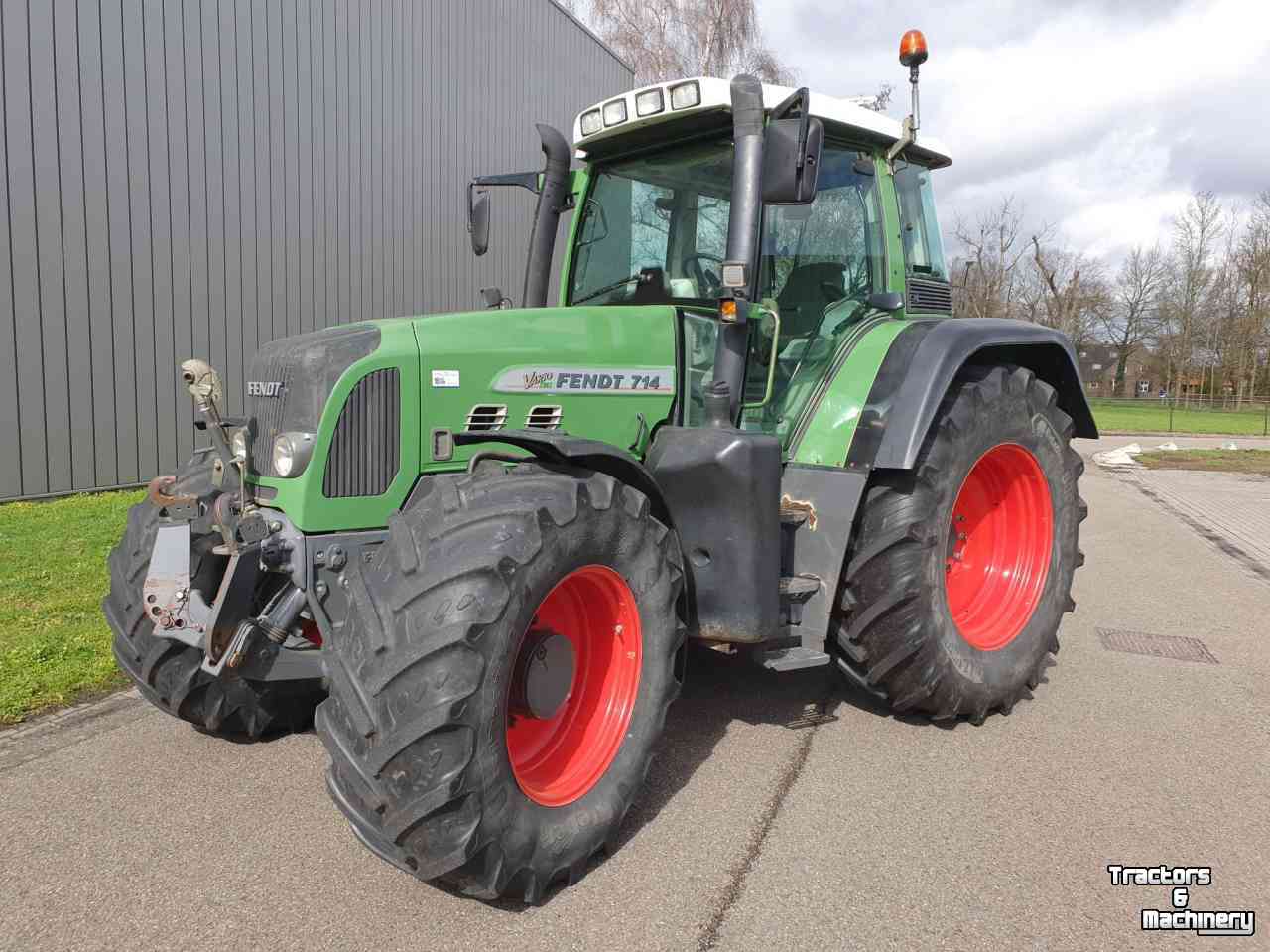 Tractors Fendt 714 tms