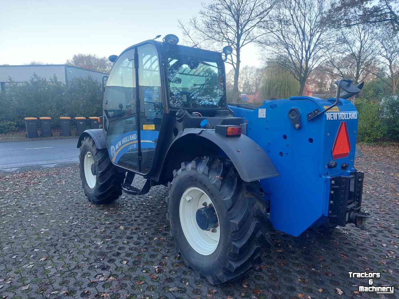 Telehandler New Holland LM 7.35