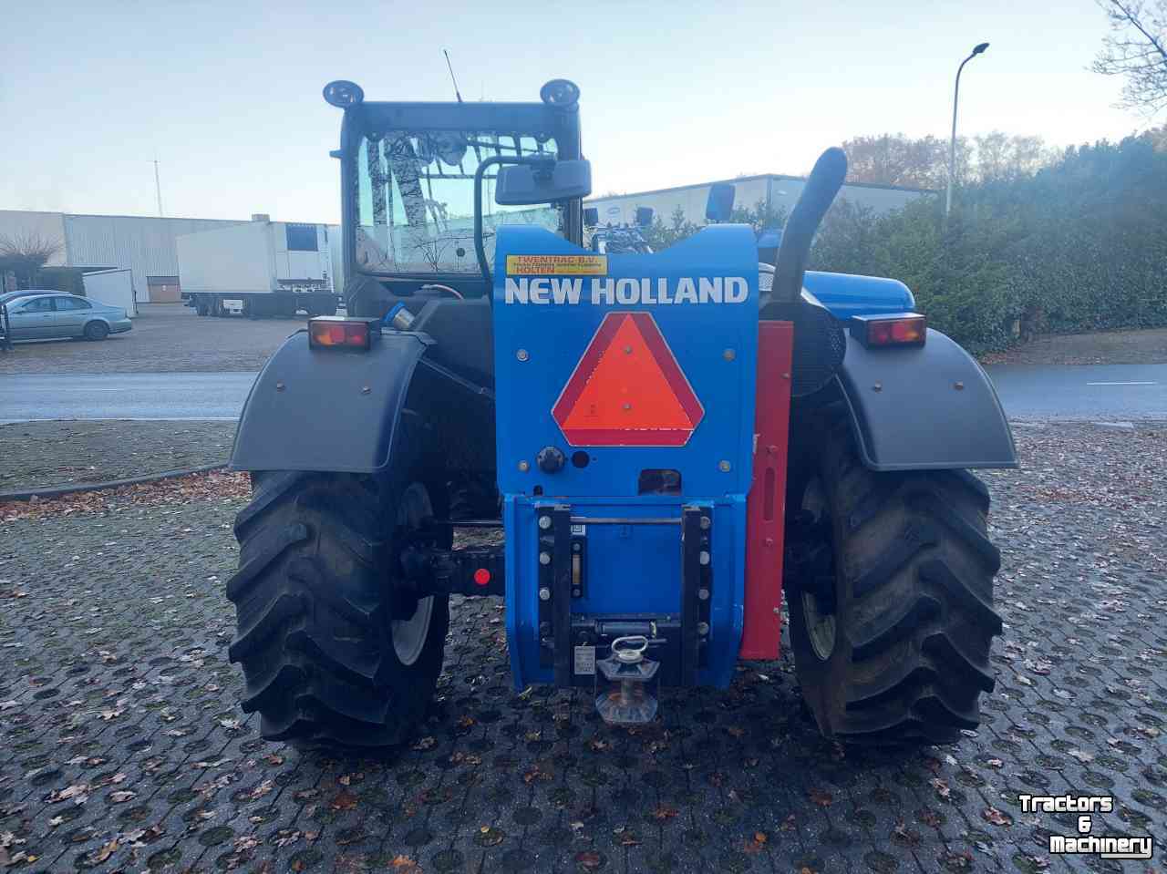 Telehandler New Holland LM 7.35