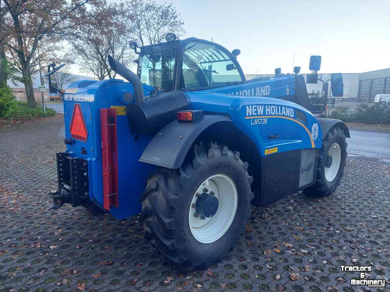 Telehandler New Holland LM 7.35