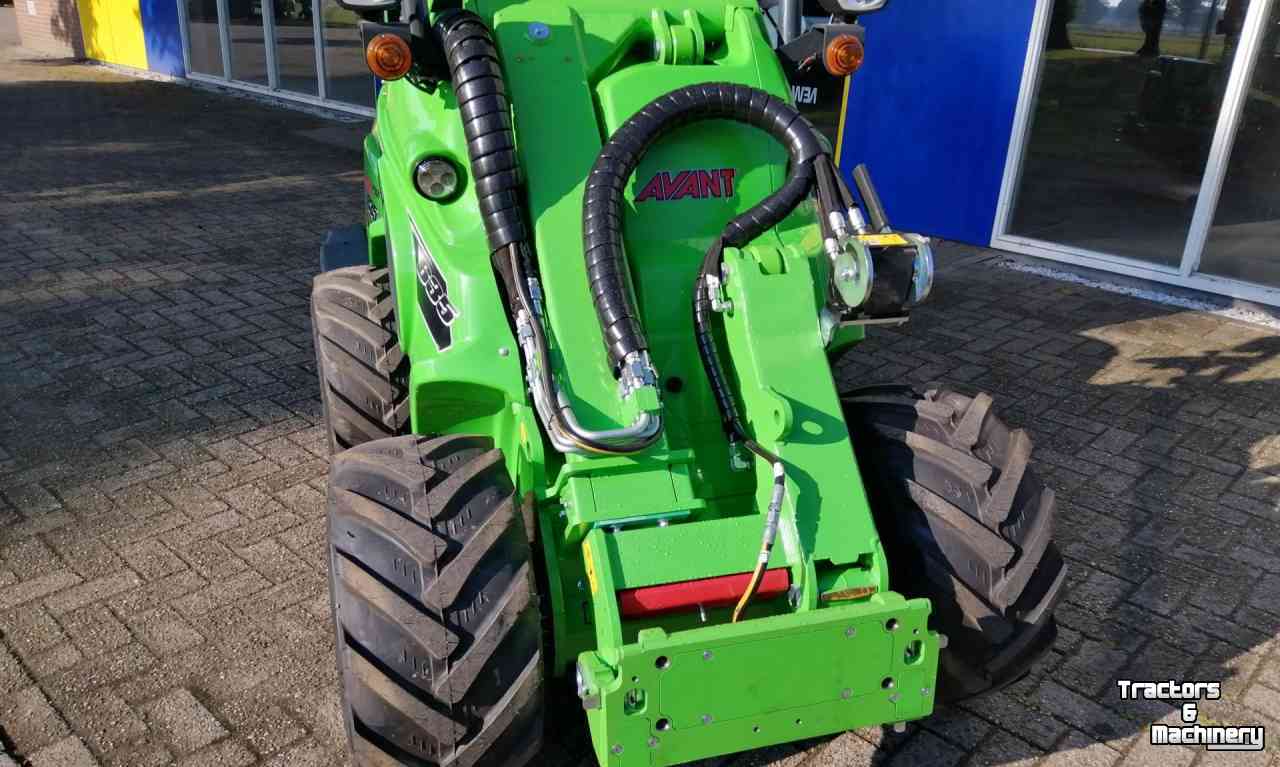 Wheelloader Avant 635 Shovel Wiellader