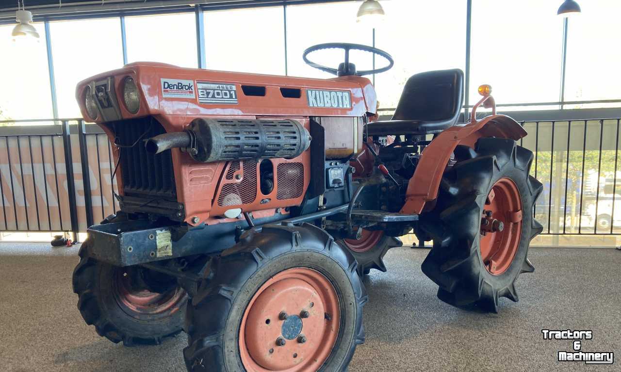 Horticultural Tractors Kubota B 7001 4WD Mini-Tractor