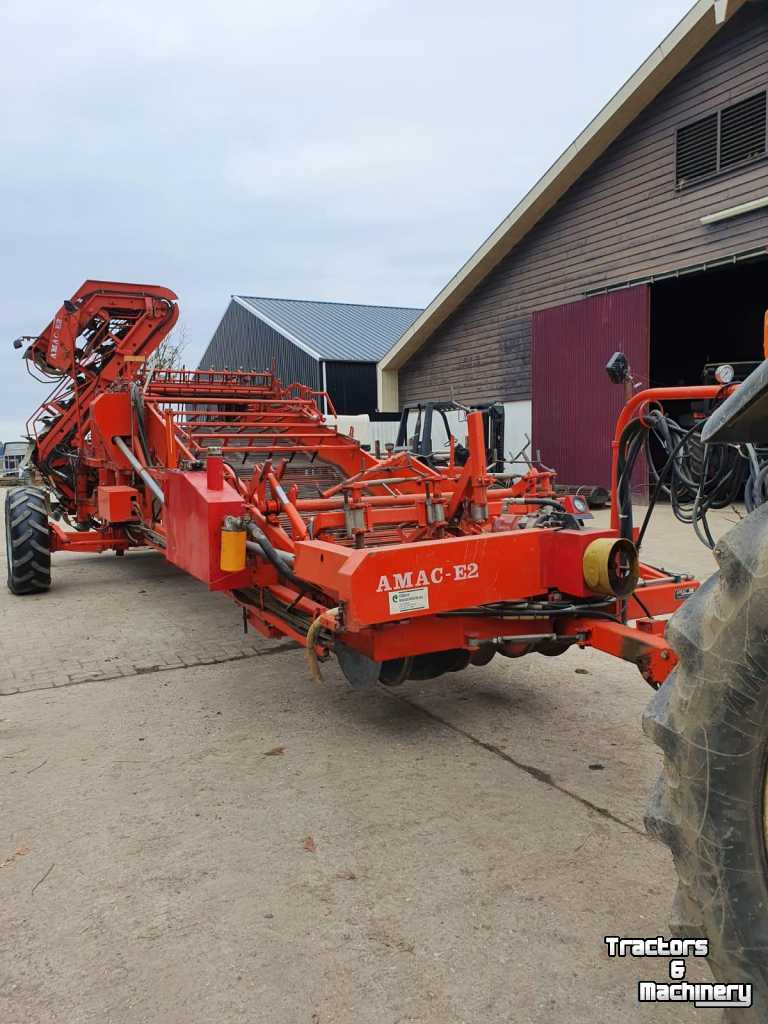 Potato harvester Amac Aardappelrooier Amac E2