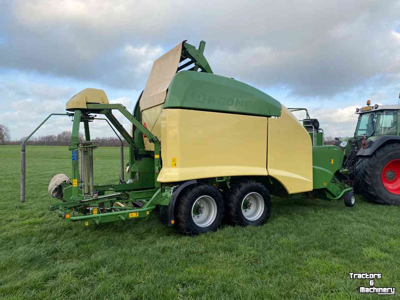 Balers Krone Ultima CF155 XC non-stop