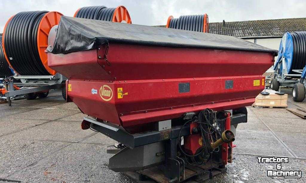 Fertilizer spreader Vicon RS-W Kunstmeststrooier Fertilizer Spreader