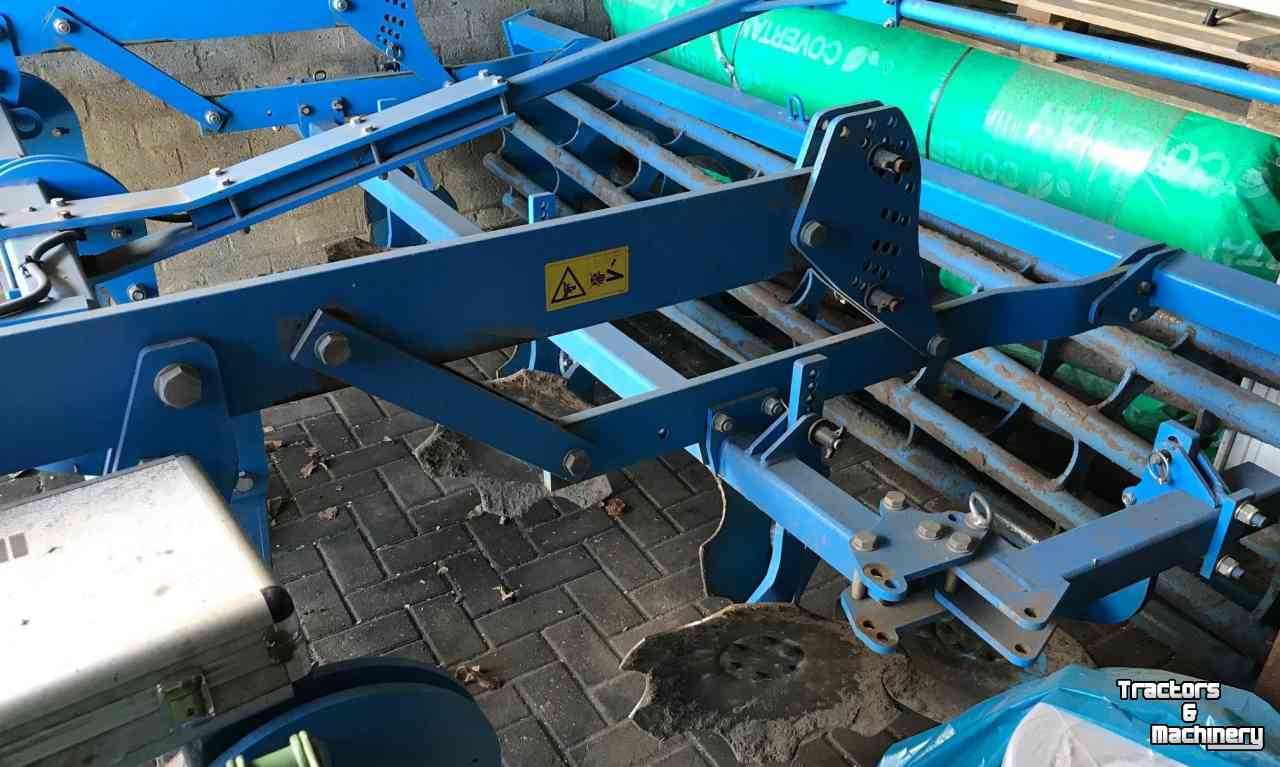 Cultivator Lemken Karat 3M