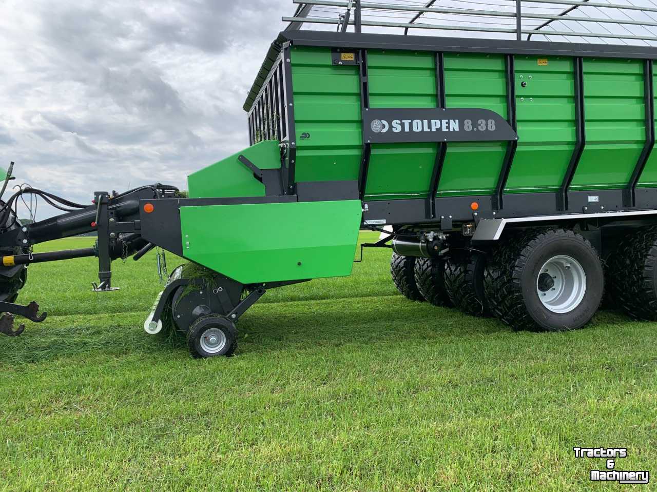 Self-loading wagon Deutz-Fahr Onderstel met 8 wielen