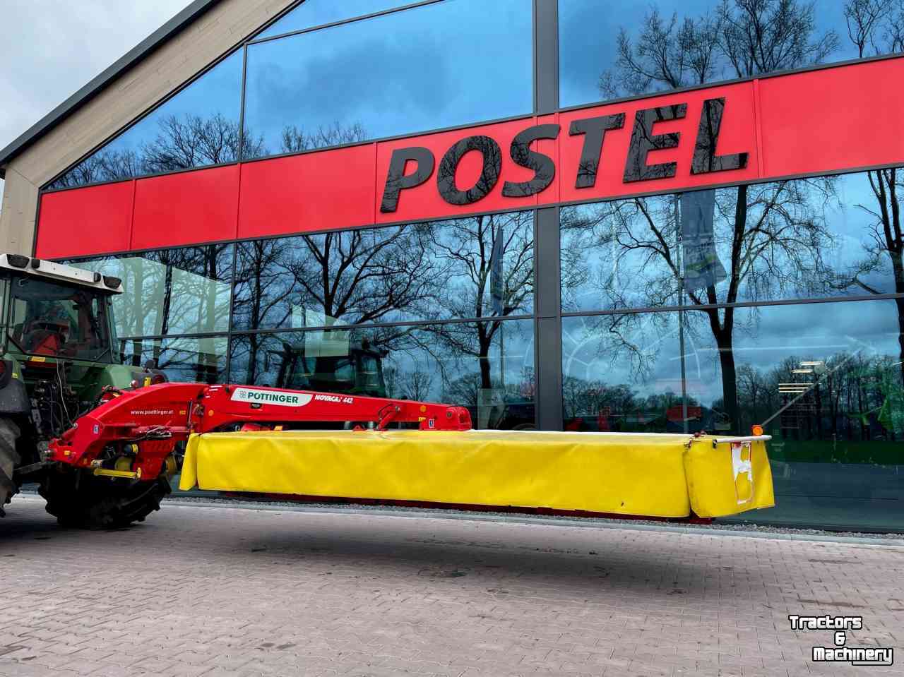 Mower Pottinger Novacat 442 achtermaaier