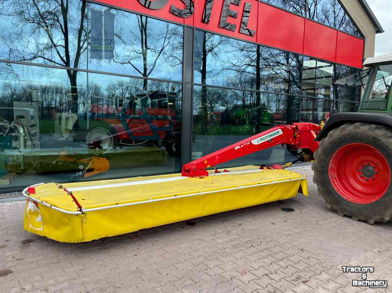 Mower Pottinger Novacat 442 achtermaaier