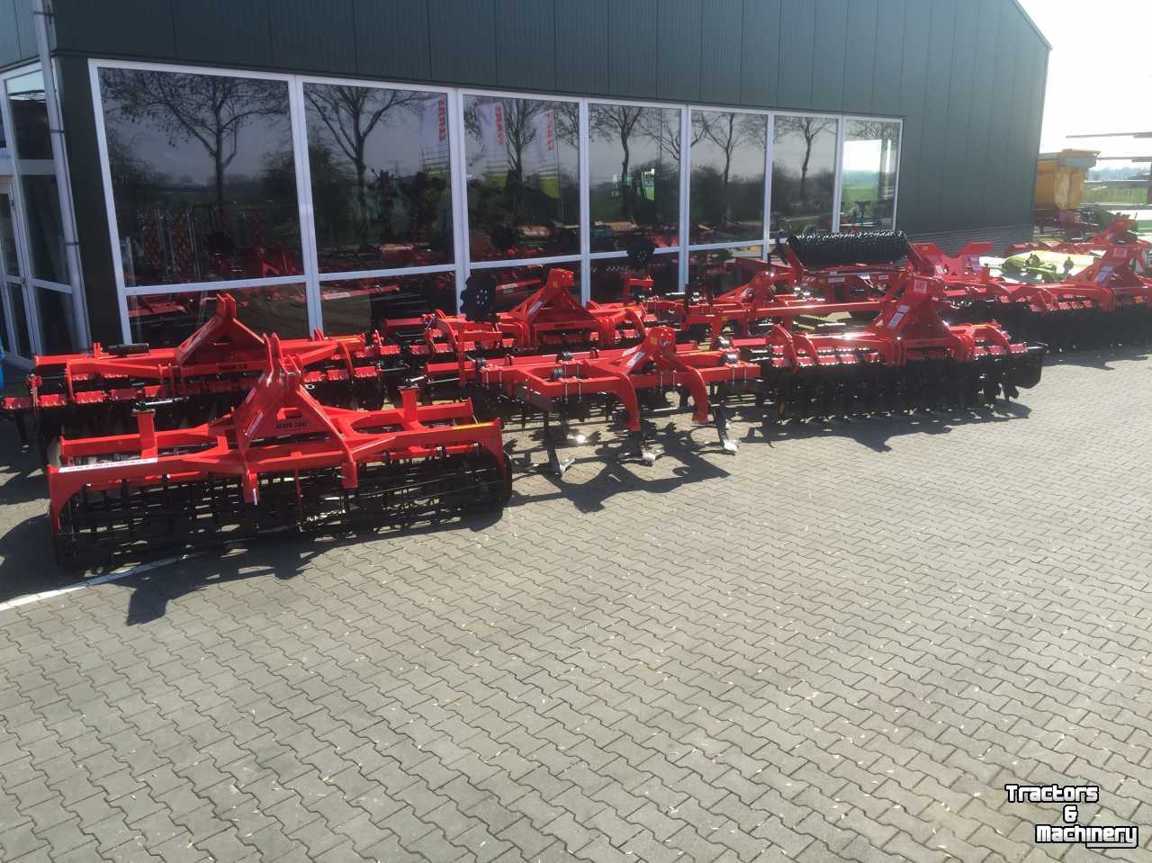 Seedbed combination GRS zaaibedcombinaties. grondverkruimelaar, front, duo, standaard