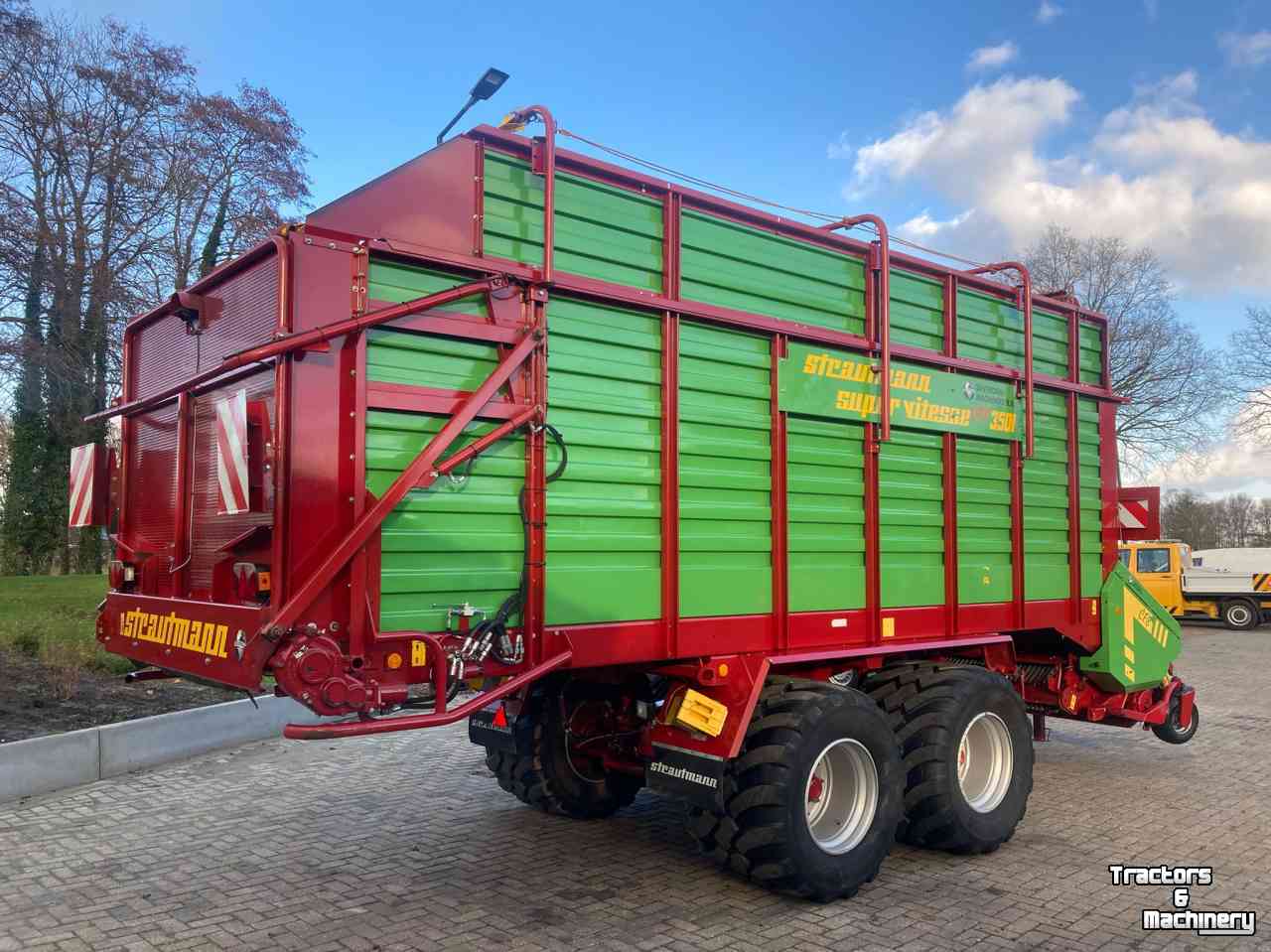 Self-loading wagon Strautmann Super Vitesse CFS 3501