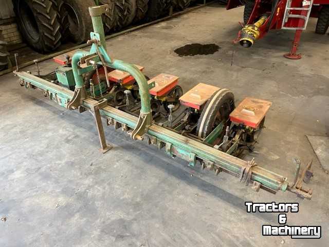 Seed drill Vicon bietenzaaimachine