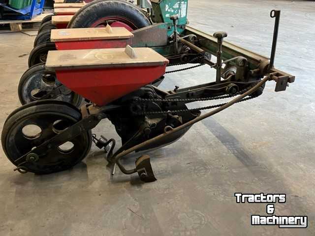 Seed drill Vicon bietenzaaimachine