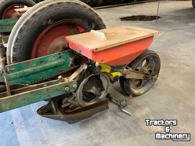 Seed drill Vicon bietenzaaimachine