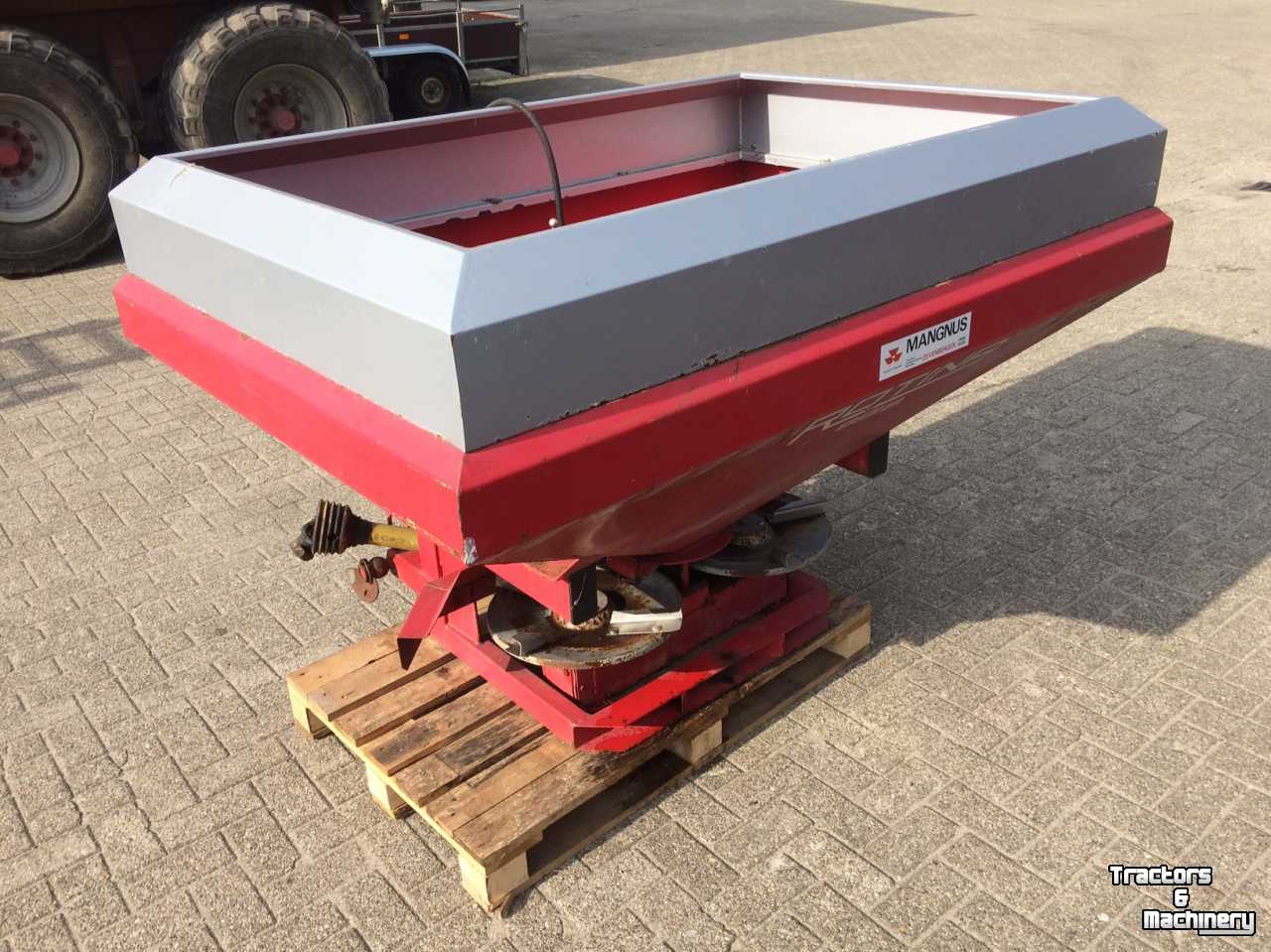 Fertilizer spreader Rotina 891 B