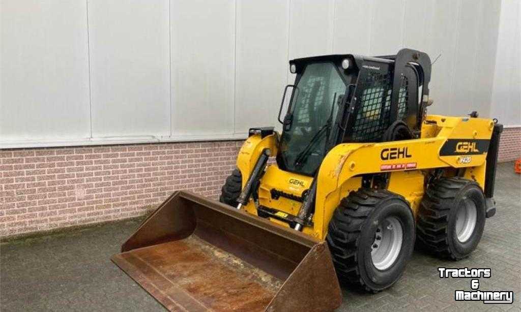 Skidsteer Gehl V420 Schranklader