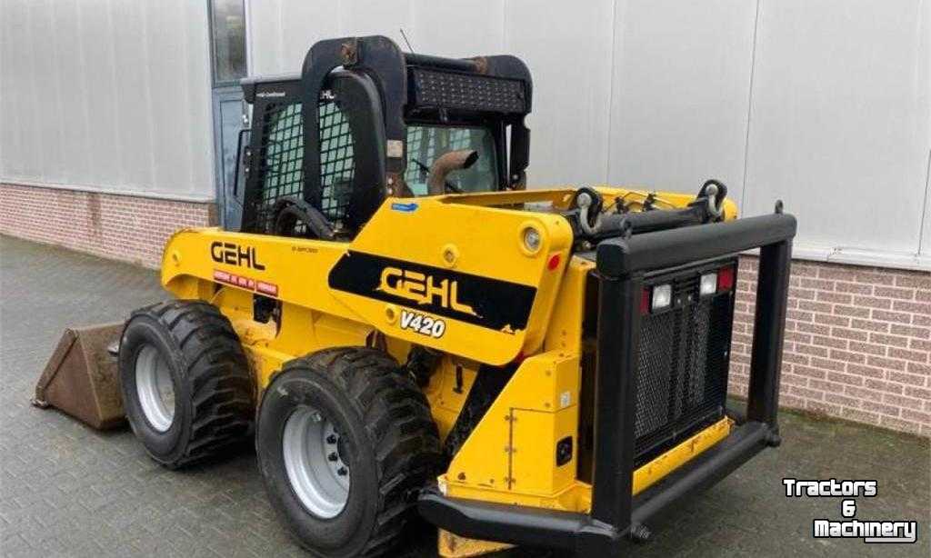 Skidsteer Gehl V420 Schranklader