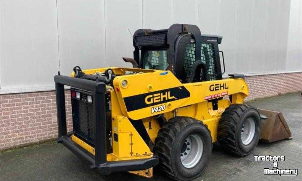 Skidsteer Gehl V420 Schranklader