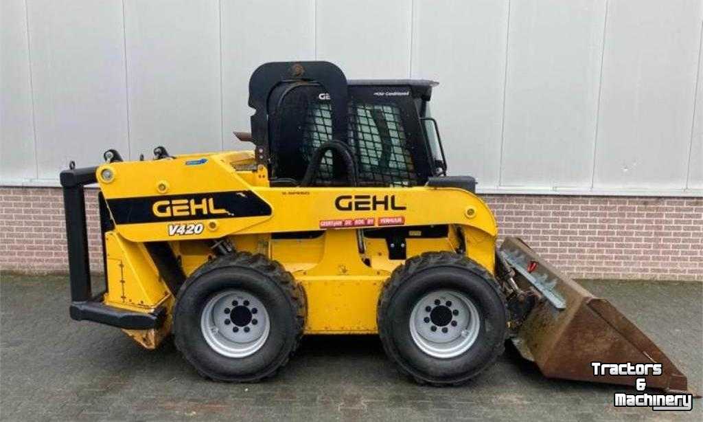 Skidsteer Gehl V420 Schranklader