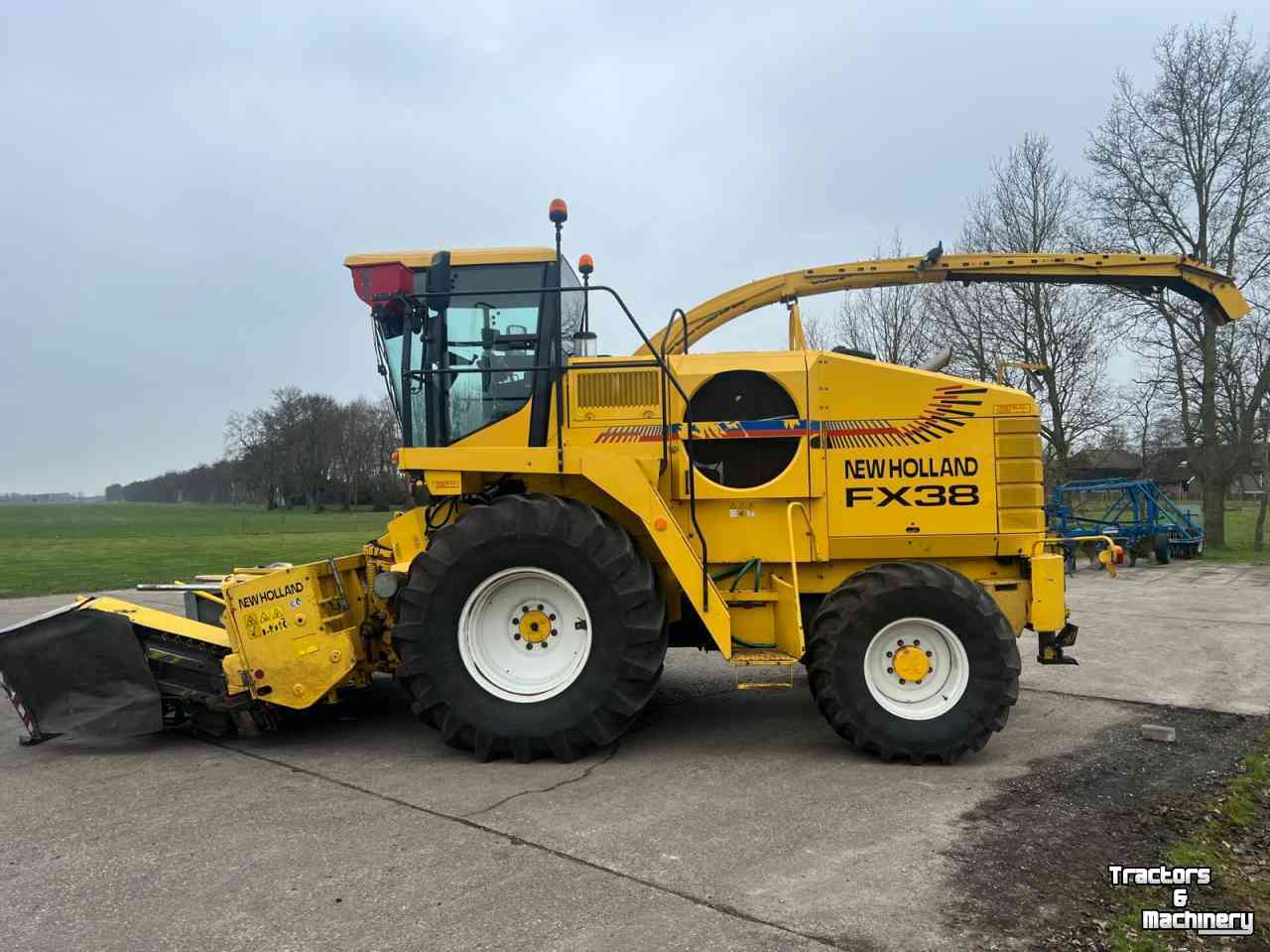 Forage-harvester New Holland Fx 38 Hakselaar