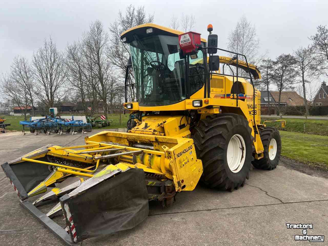 Forage-harvester New Holland Fx 38 Hakselaar