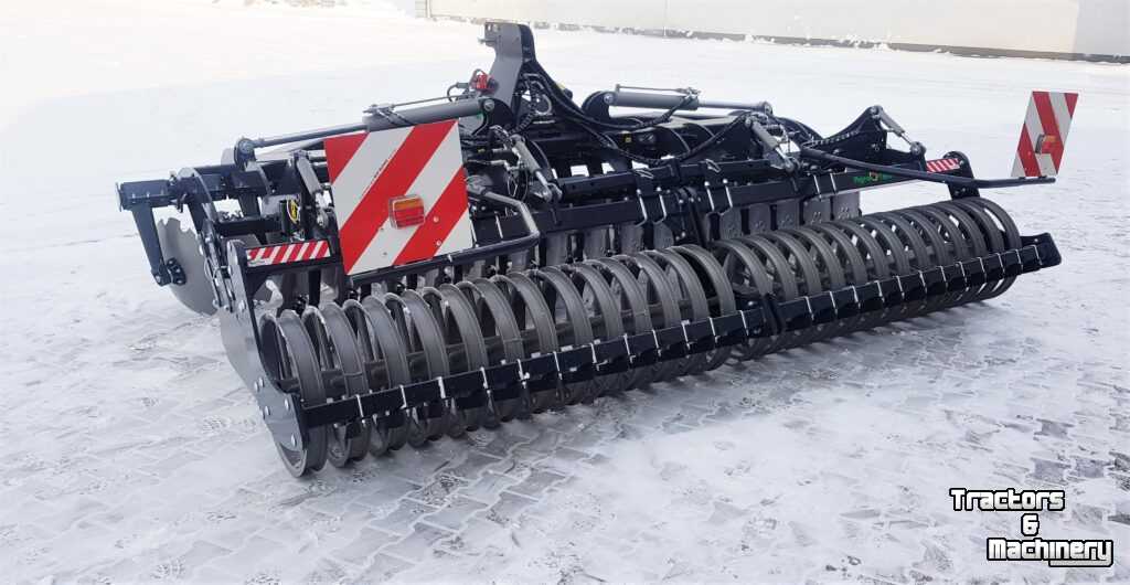 Disc harrow Agro-Tom ATH 5m Schijveneg, degelijke ruime bouw