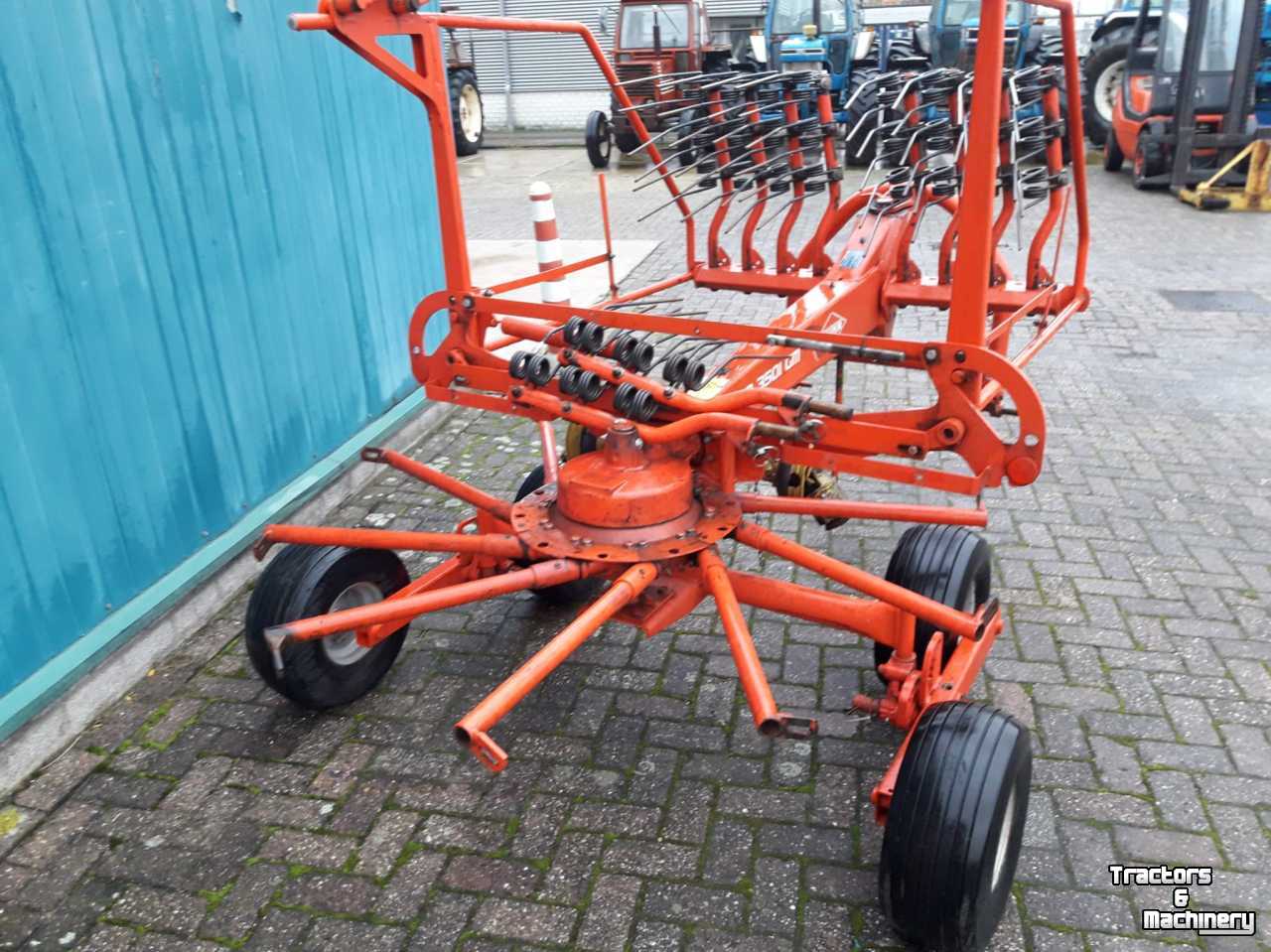 Rake Kuhn GA 3501