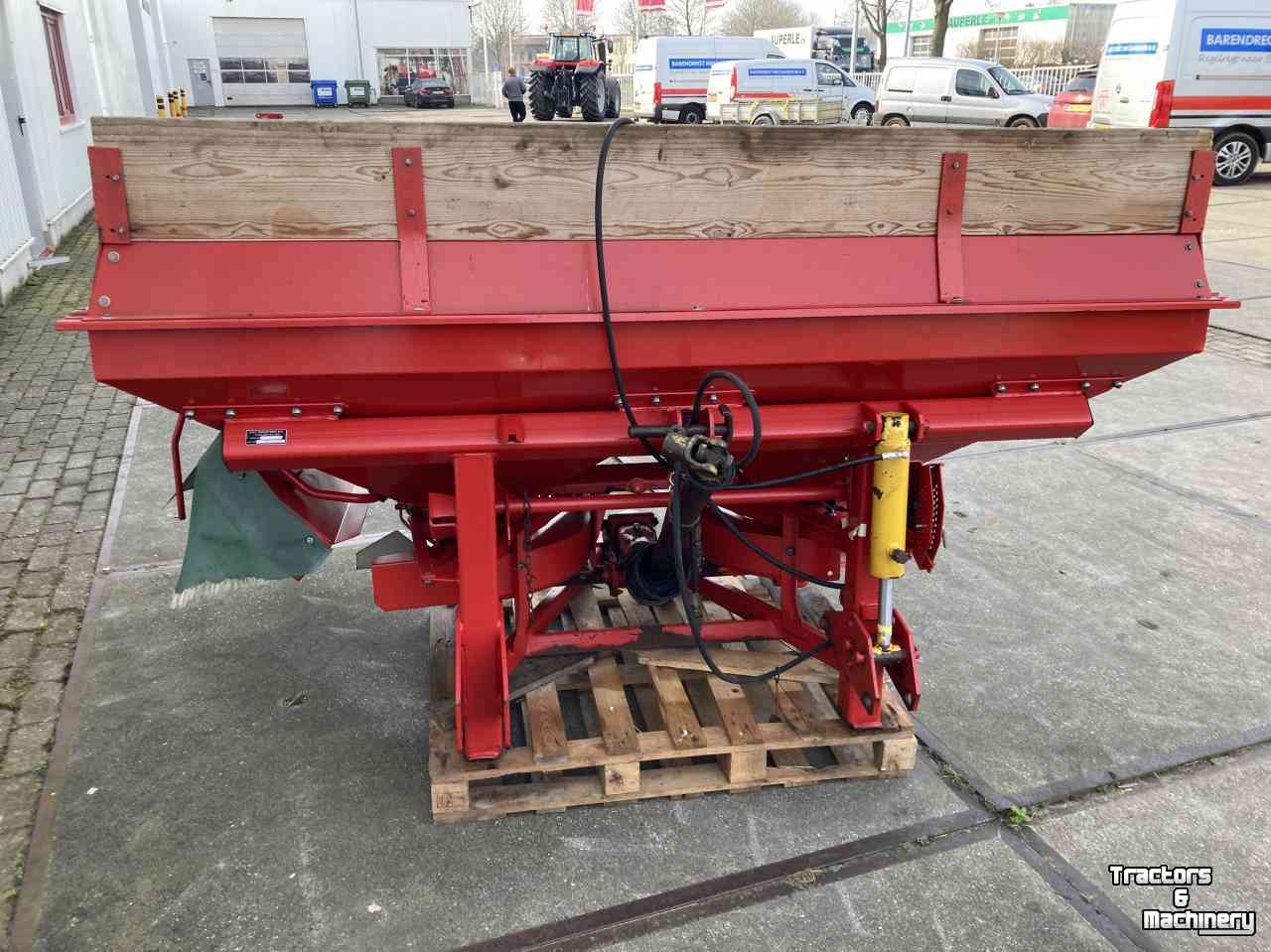 Fertilizer spreader Lely Cenbterliner