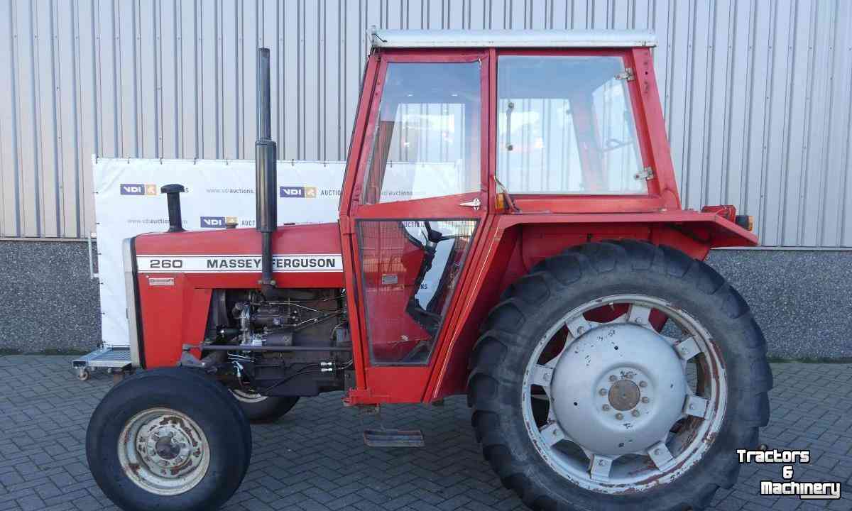 Tractors Massey Ferguson 260 Tractor