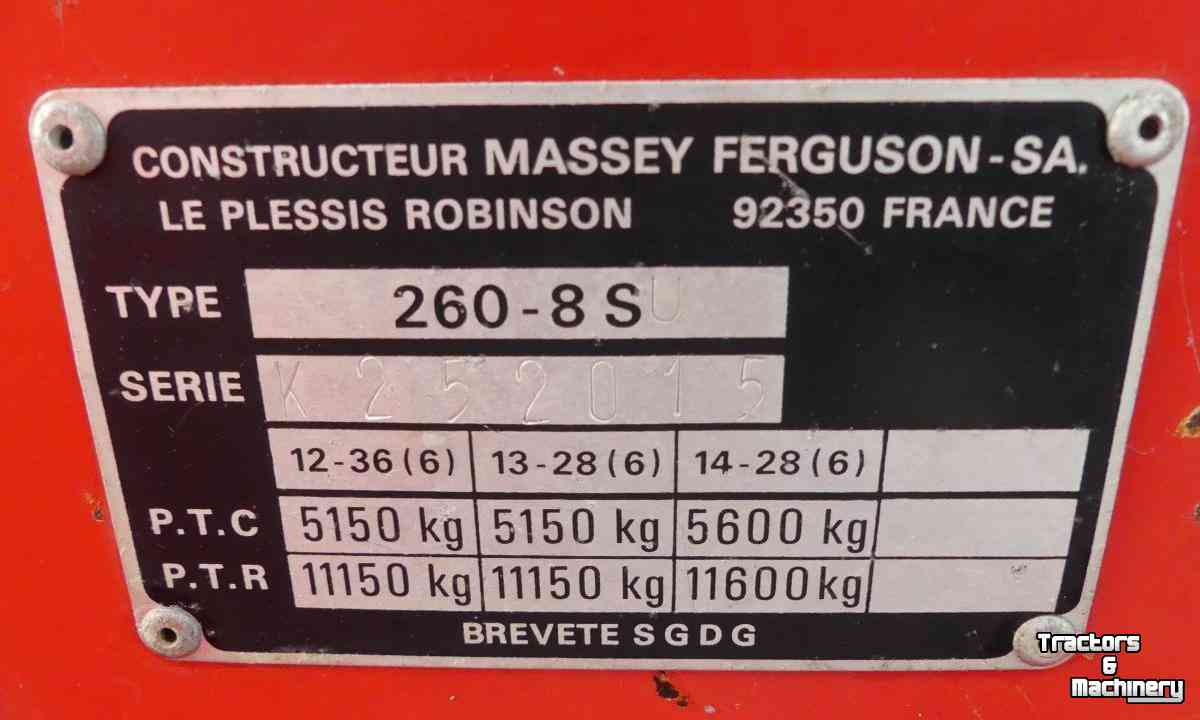 Tractors Massey Ferguson 260 Tractor