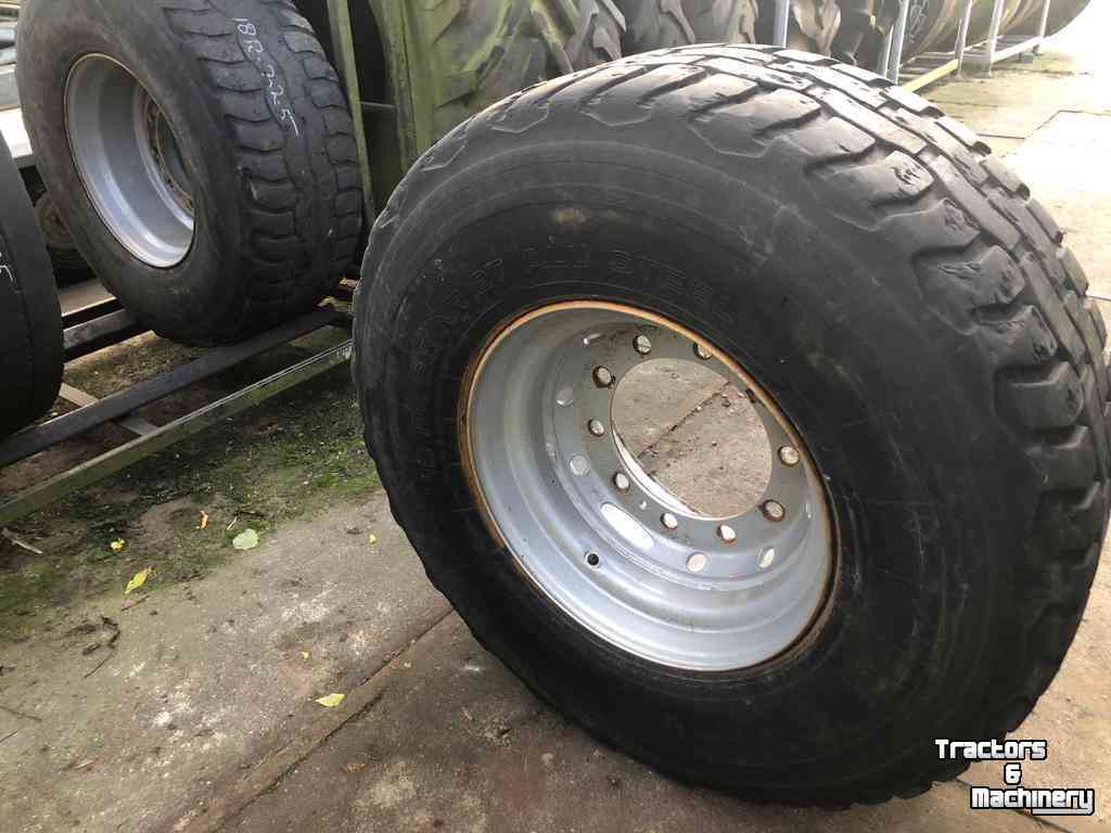 Wheels, Tyres, Rims & Dual spacers Barum 18 x  r22,5    18r225   set wielen 10 gaats