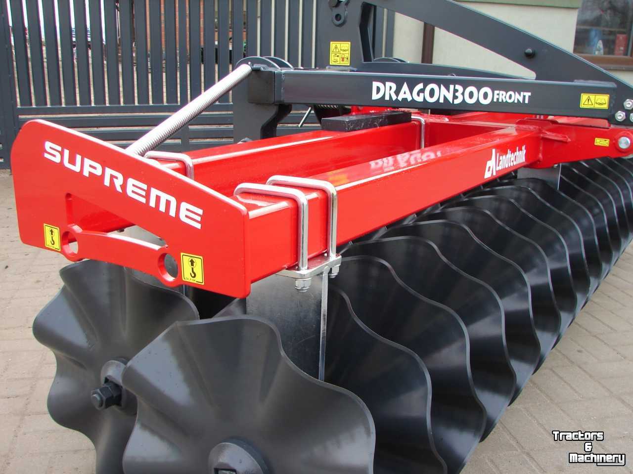 Disc harrow  Frontschijfegge front schijveneg groenbemesterverkleiner