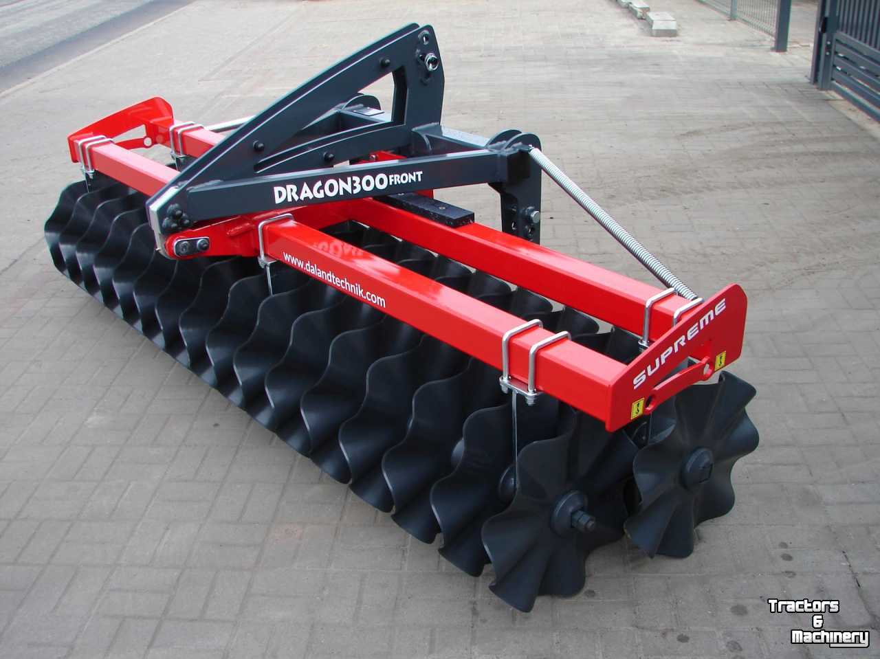 Disc harrow  Frontschijfegge front schijveneg groenbemesterverkleiner